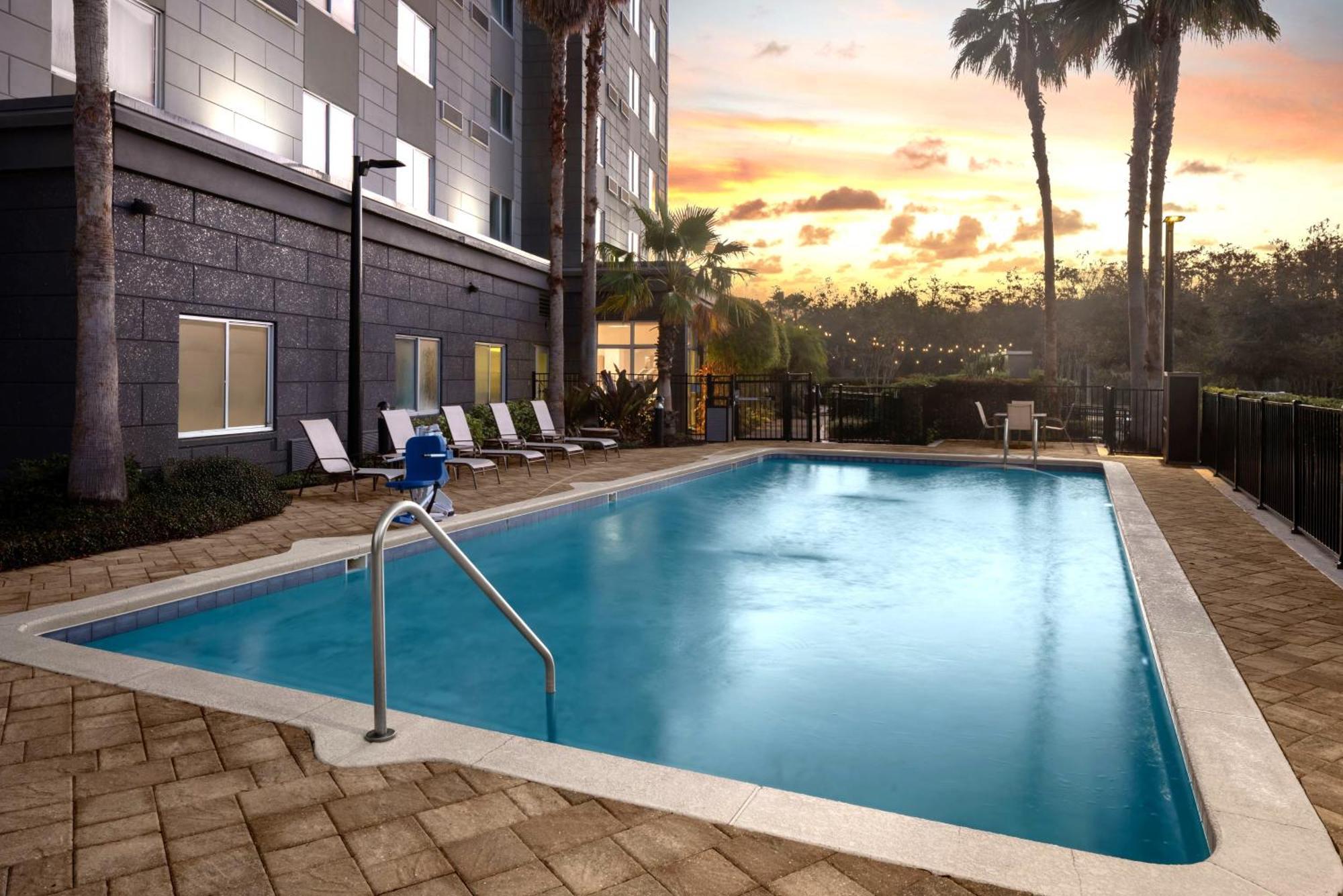 Courtyard By Marriott Orlando South/Grande Lakes Area Williamsburg Exteriör bild